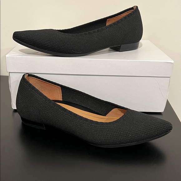 Vionic Dahlia Black Ballet Skimmer Flat Size 7.5 - Picture 4 of 15